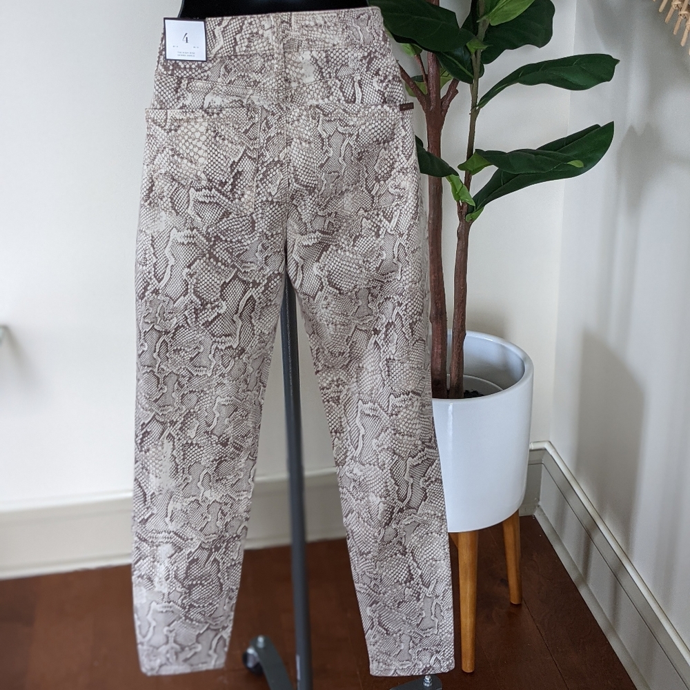 Sculpt High-Rise Skinny Jeans - Picture 3 of 3